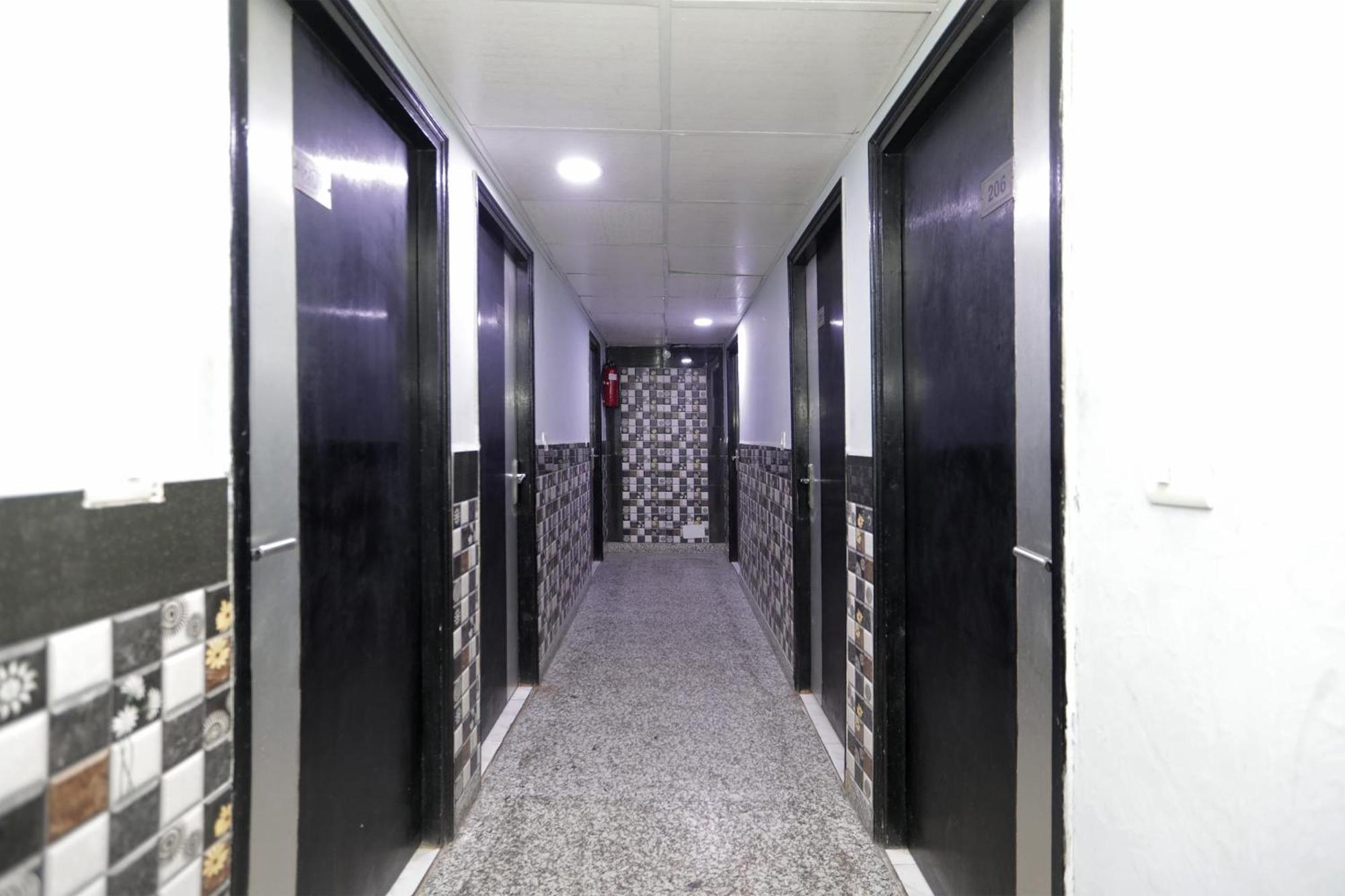 Super Hotel O Athithi Ghaziabad Eksteriør billede